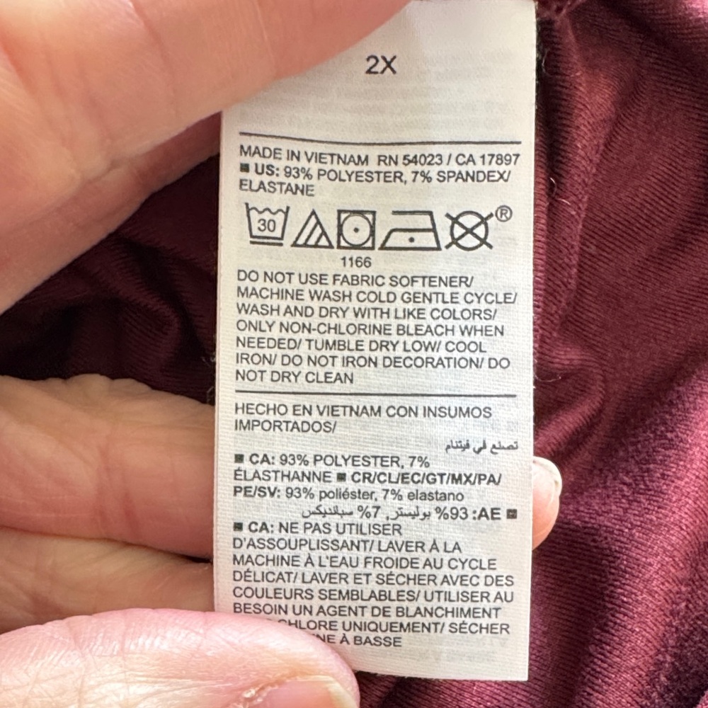Old Navy Wine Red Boxy Cropped Tee - Picture 7 of 7